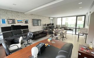 VILA DE INCHIRIAT PARCARE   BIROURI ZONA  PIPERA - Poză 1