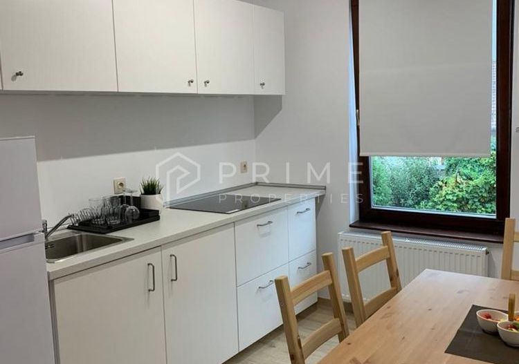 Apartament central de închiriat – Strada Arany Janos - Poză 1