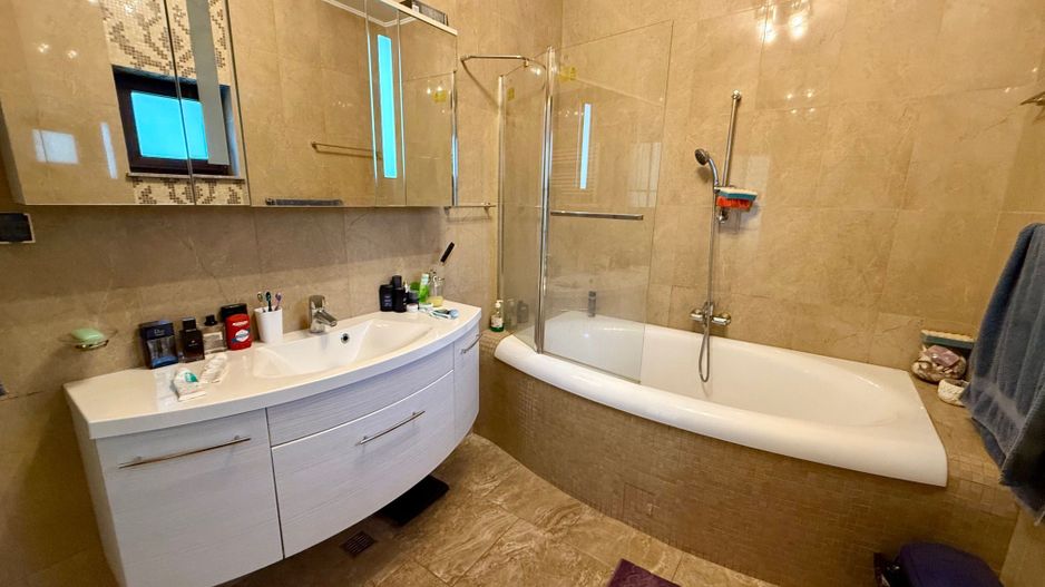 Vila 6 Camere de Vanzare I Mogosoaia - Poză 16