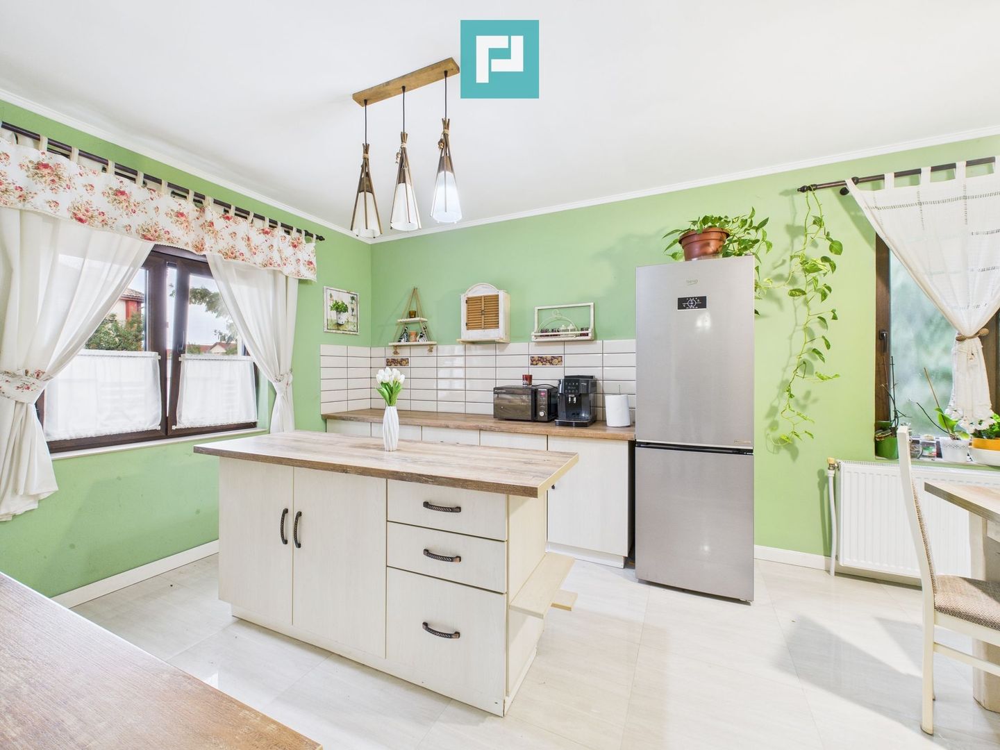 Vilă cu 3 camere în Vladimirescu - Poză 10