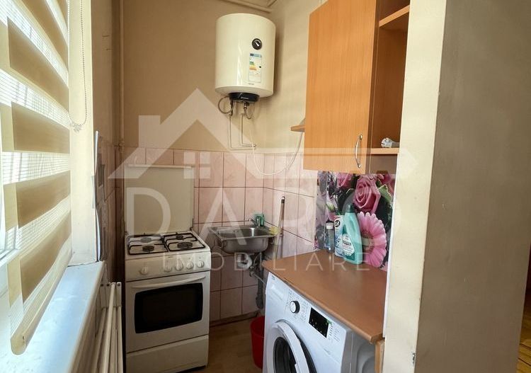 🏡 Garsonieră de închiriat | 7 Noiembrie – TCM | Aproape de UMF 250 € - Poză 4