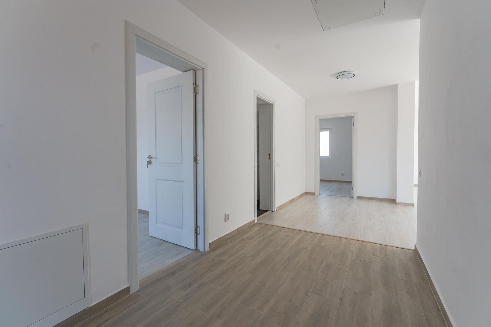 Casa de închiriat în Sânpetru - bucatarie mobilata si utilata - Poză 8