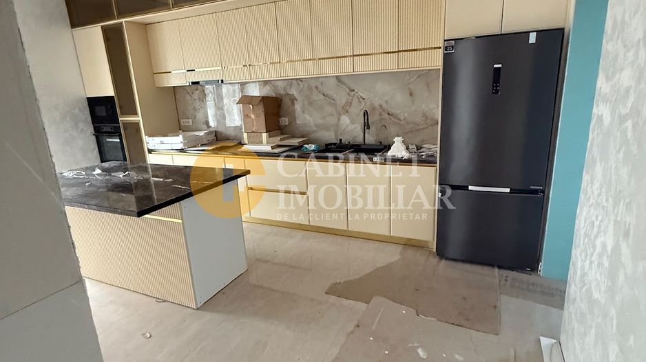 Vila PREMIUM - 6 camere - 3 bai - 750mp teren - La asfalt - Poză 12