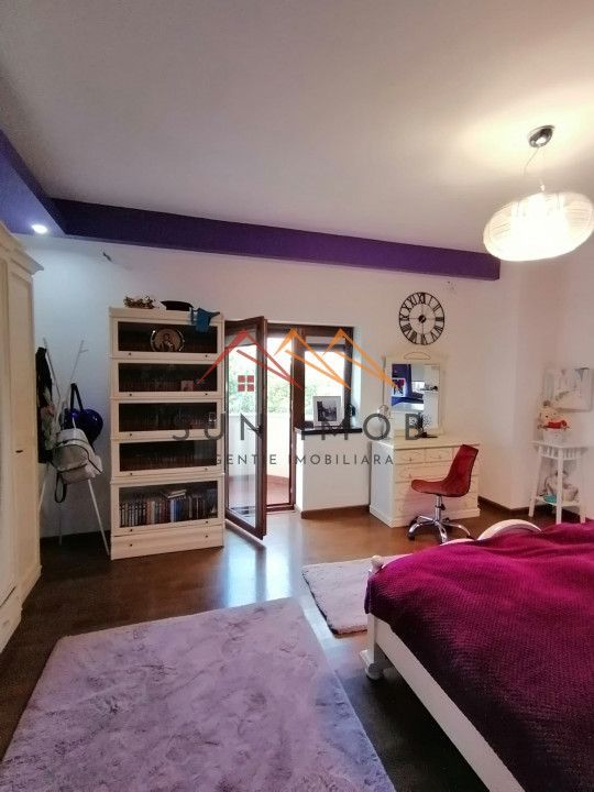 Vila P+E+M, an 2012, 6 camere, ultracentral, finisaje lux, Ploiesti,PH - Poză 21