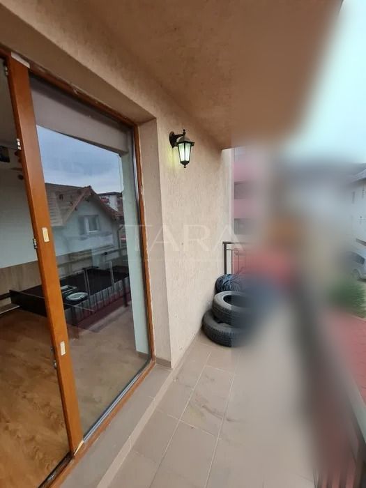 Apartament cu 3 camere, 2 balcoane, etaj 1, Parc Poligon. - Poză 5