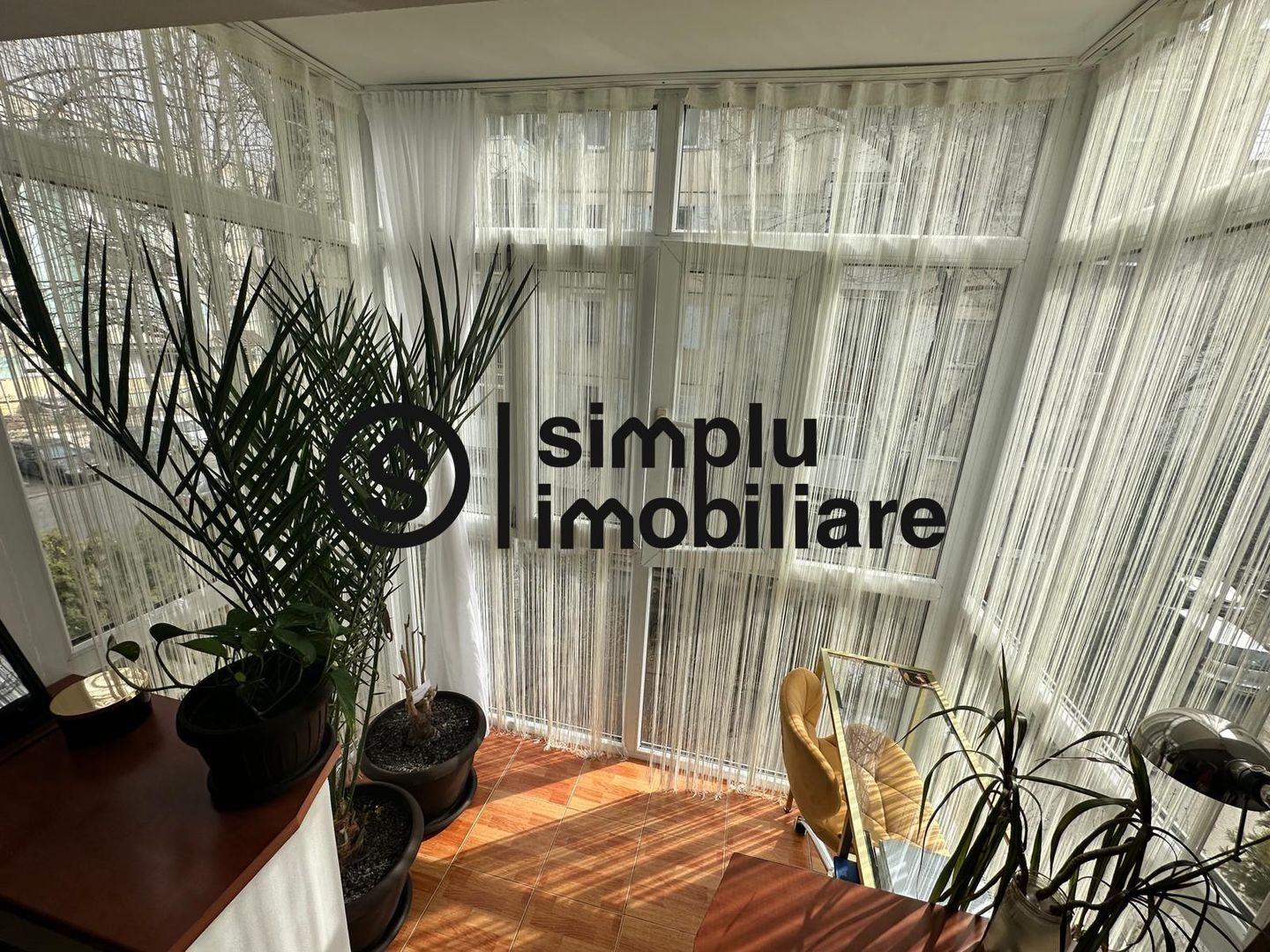3 camere, etaj 2/4, centrala,  Rovine - 118 000 Euro - Poză 9