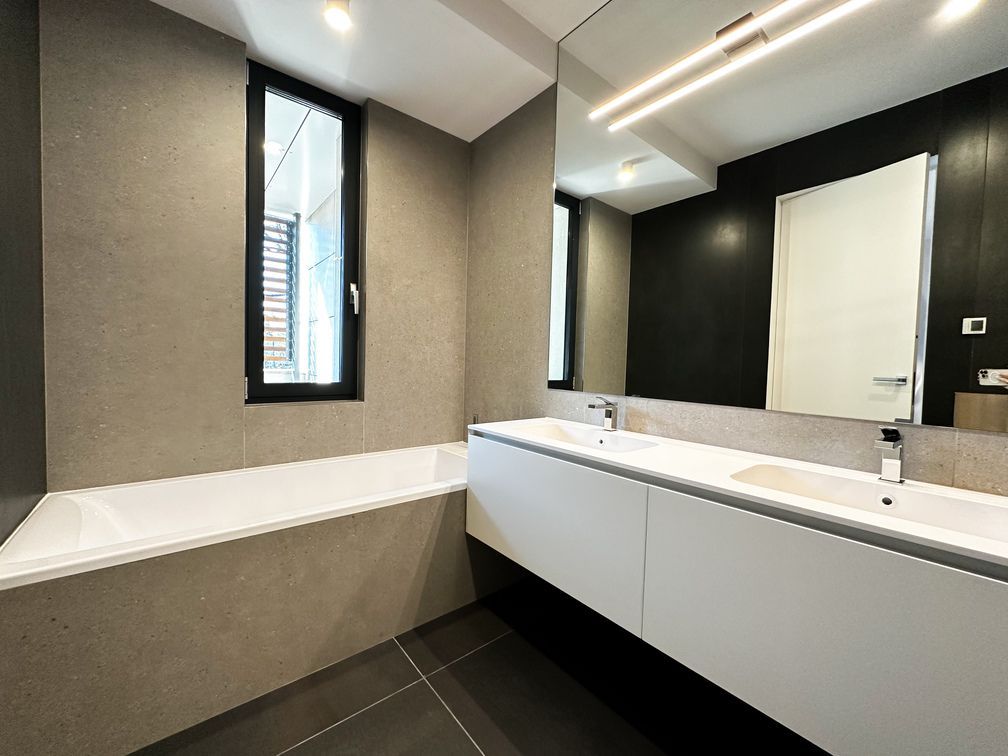 Apartament ultra high-end cu 4 camere, în zona Primăverii - Poză 15