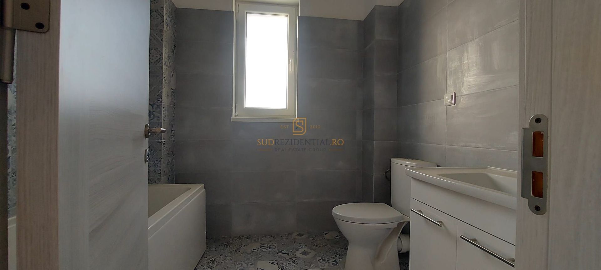 Apartament cu 3 camere de inchiriat, loc de parcare, zona Brancoveanu - Poză 11