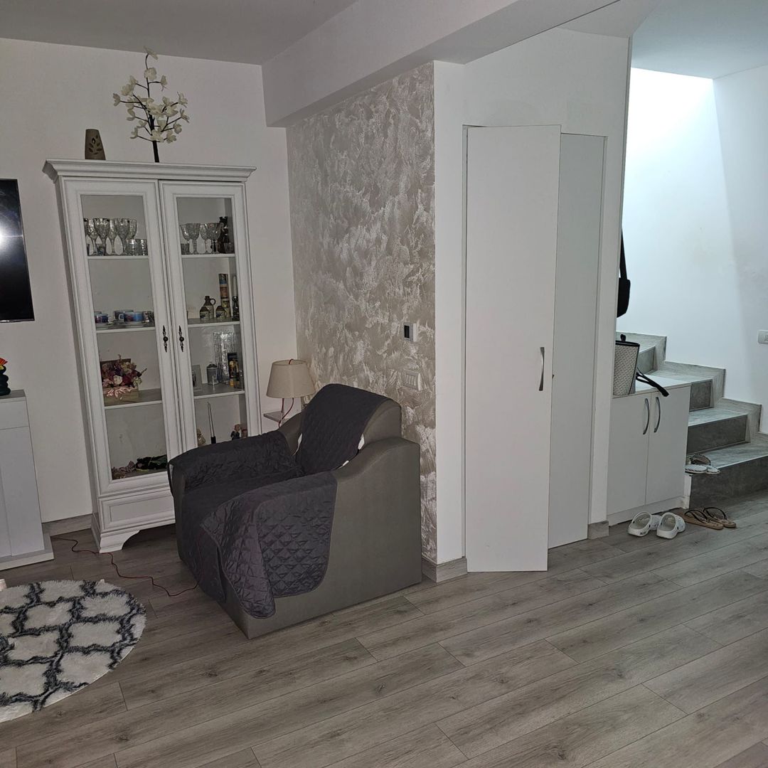 CASA TITAN | 4 CAMERE - Poză 10