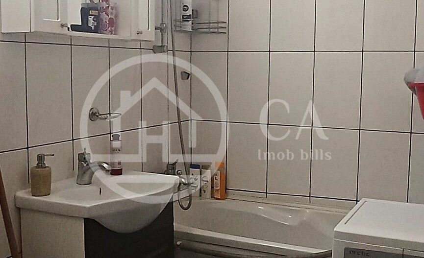 Apartament de vanzare cu 2 camere in zona Rogerius, Oradea - Poză 9