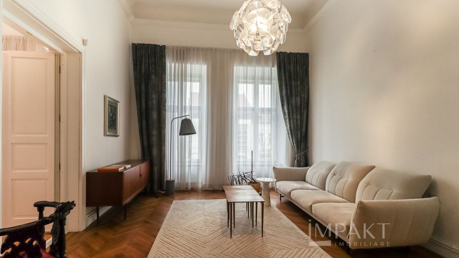 Apartament deosebit cu 4 camere in centrul orasului Cluj Napoca - Poză 1