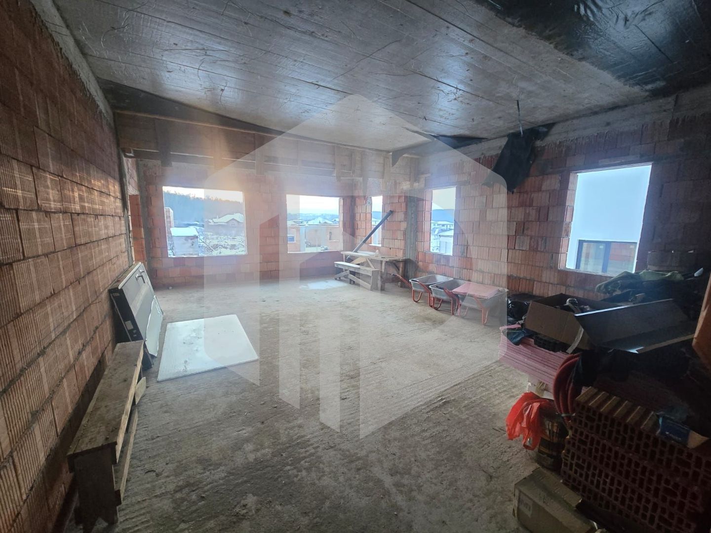 Casa 4 camere pe un singur nivel Tineretului Selimbar - Poză 2