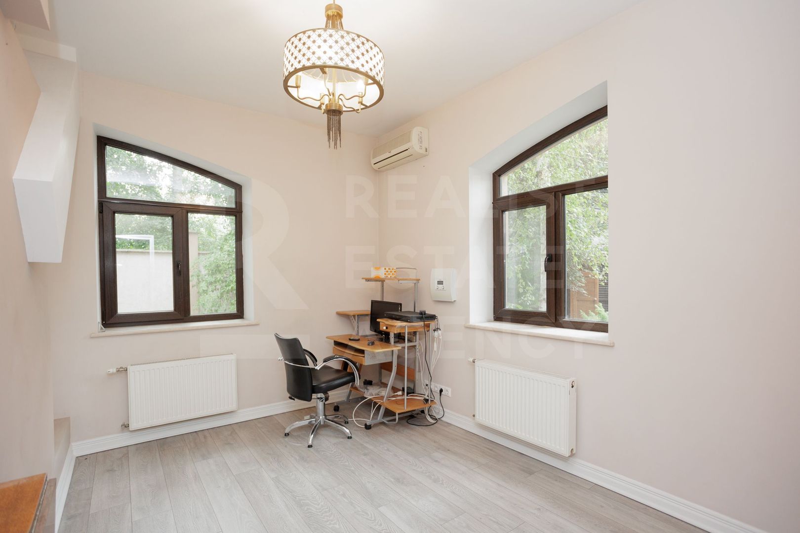 Chirie , casă 180 mp + 6 ari, str. Ghidighici, Buiucani - Poză 19