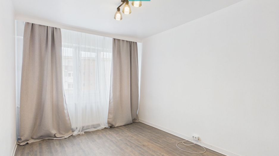 Apartament cu 4 camere în zona Ared Kaufland - Poză 1