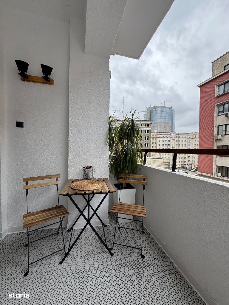 Apartament ultracentral 3 camere proaspat renovat - Poză 8