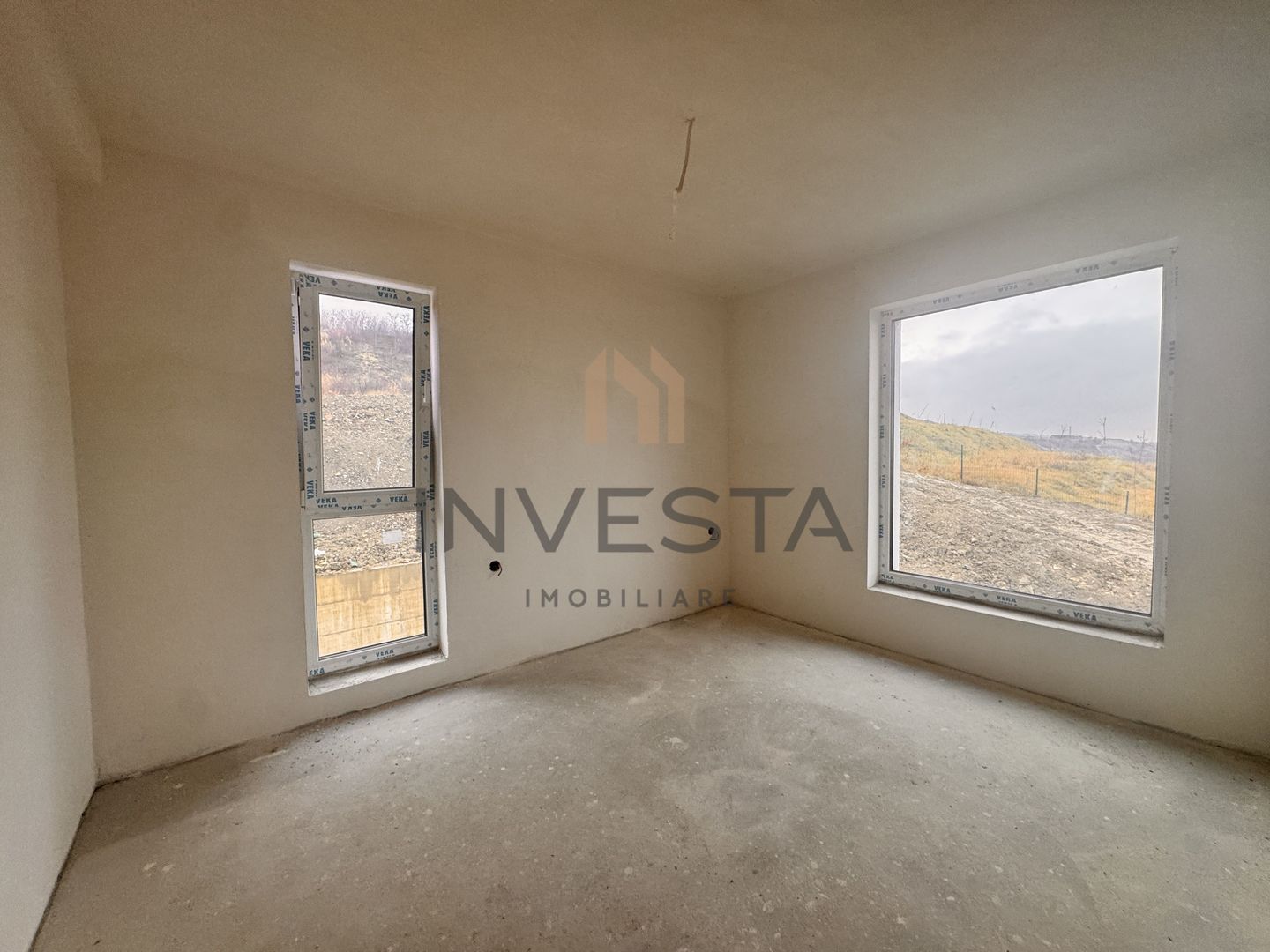 Duplex cu rooftop panoramic, garaj și curte proprie – cartier Voronet - Poză 6