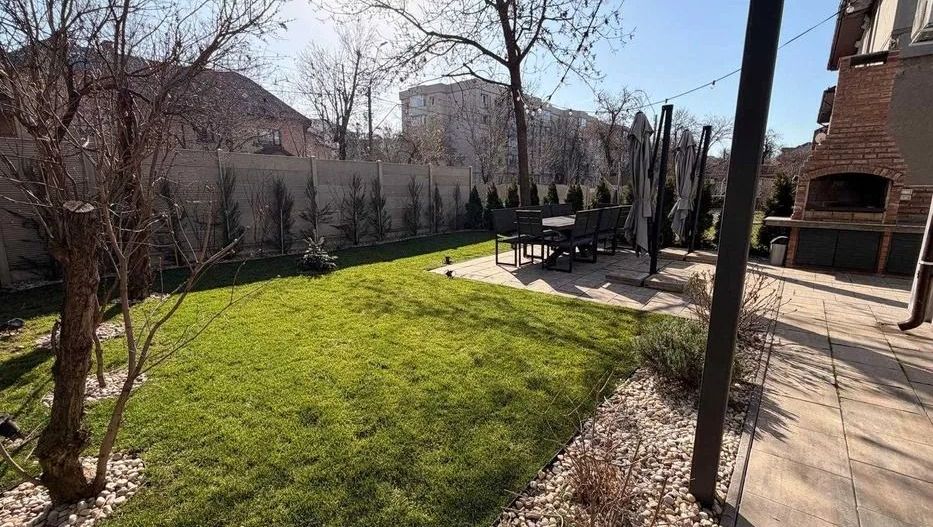 AP. 2 CAMERE - 130 MP GRADINA PROPRIE, CAT-FRIENDLY, CENTRALA PROPRIE - Poză 1