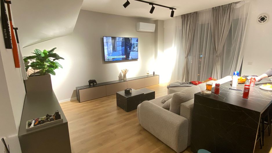 De Inchiriat Apartament 3 Camere de Lux, pe 2 Nivele, Sebastian sect.5 - Poză 1