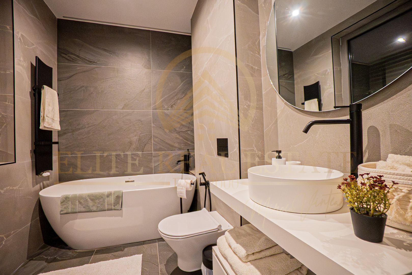 PENTHOUSE UNIC in mijlocul orasului Constanta - Poză 31