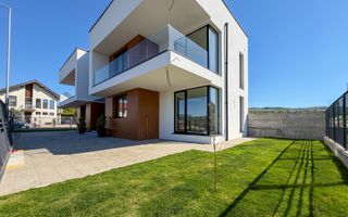 Casa cu arhitectura moderna, Buna Ziua - Poză 14