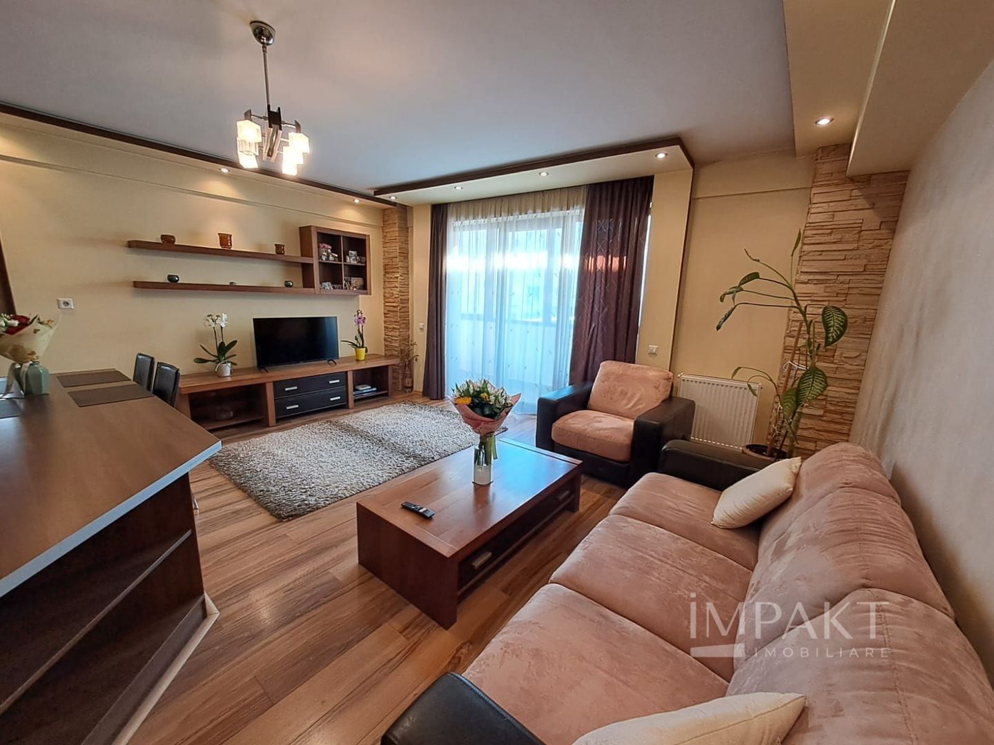 Apartament deosebit cu 2 camere în Gheorgheni, PARCARE , bloc nou! - Poză 1