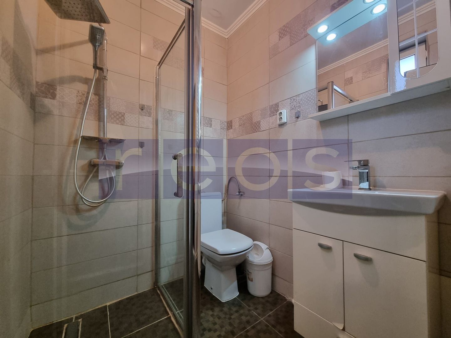 VANZARE CASA | DECOMANDATA | ZONA EROII REVOLUTIEI - Poză 17