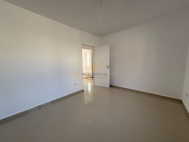 Bragadiru, casa tip duplex, 4 camere, mutare imediata, comision 0% - Poză 6