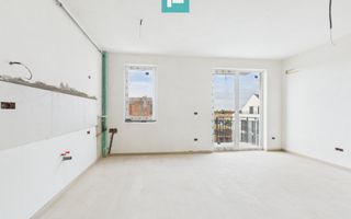 Apartament la mansardă în Freidorf - Shopping City - Poză 1