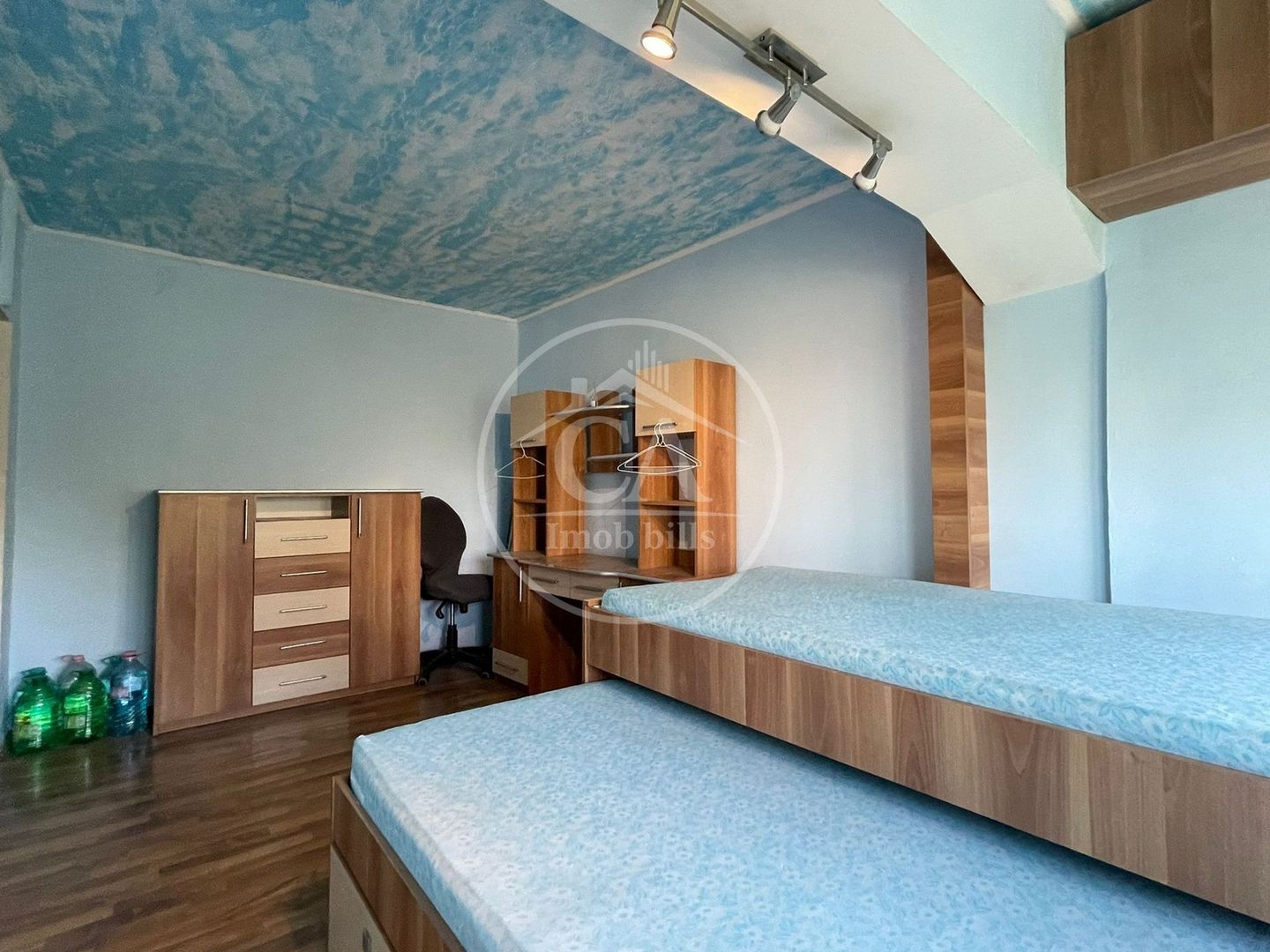 Apartament cu 2 camere de inchiriat în zona Nufărul, Oradea - Poză 2