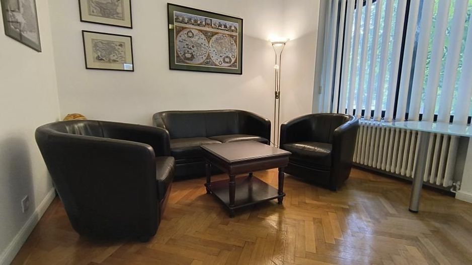 Dacia- Piata Spaniei- Birou - Poză 3