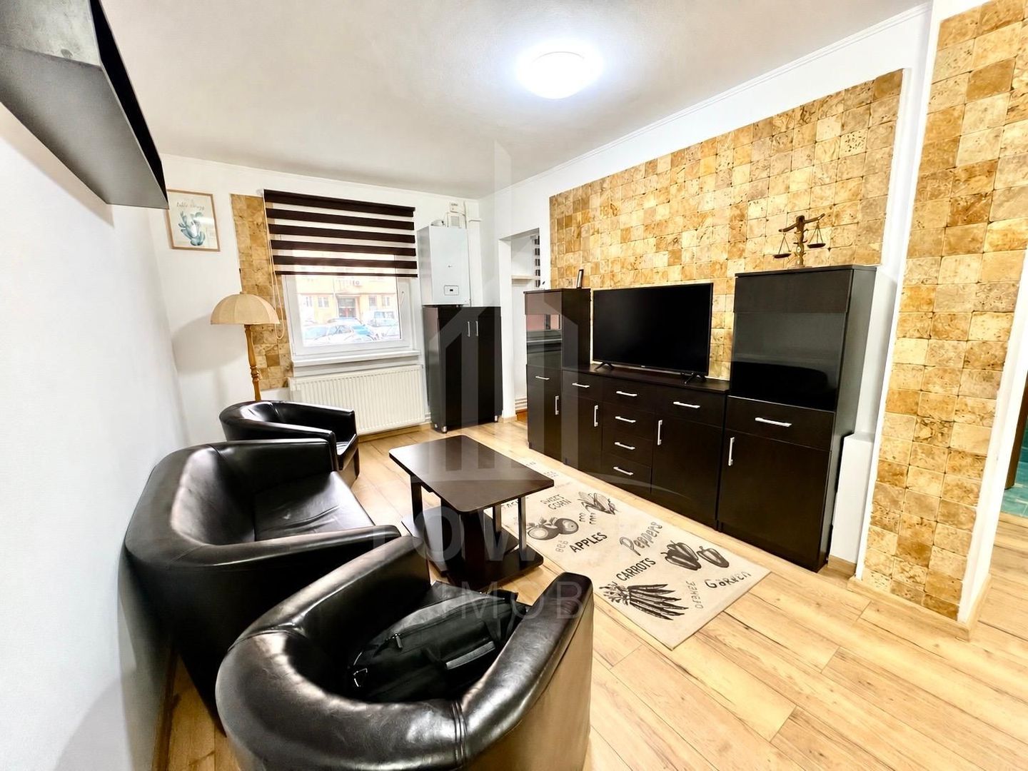 TOWER IMOB vă propune spre vânzare un apartament cu 3 camere - Poză 1