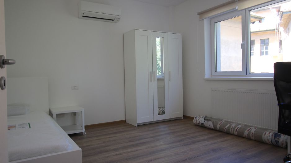 Apartament 4 bedrooms for rent close to Medicina - Poză 10