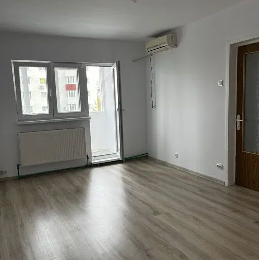 Apartament 2 camere,centrala proprie Grand Arena - Poză 1