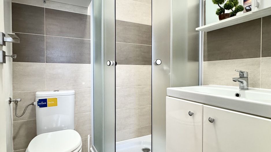 3 camere, dormitor cu baie proprie – Braytim - Poză 25