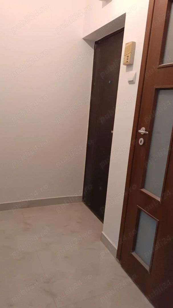 APARTAMENT RENOVAT  ZONA BRANCOVEANU - Poză 3