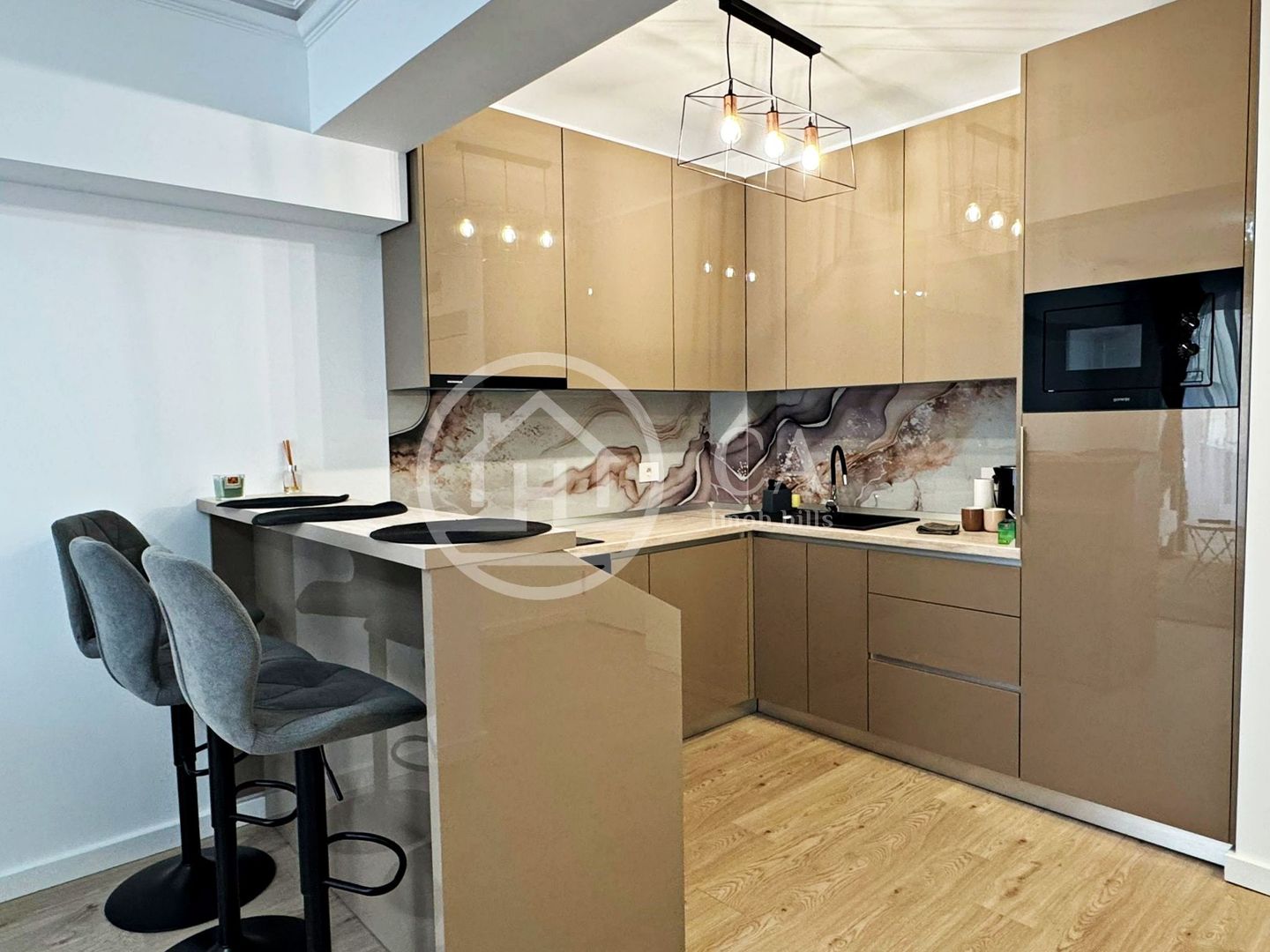 Apartament LUX de închiriat cu 2 camere în PRIMA ARENA, Oradea - Poză 3