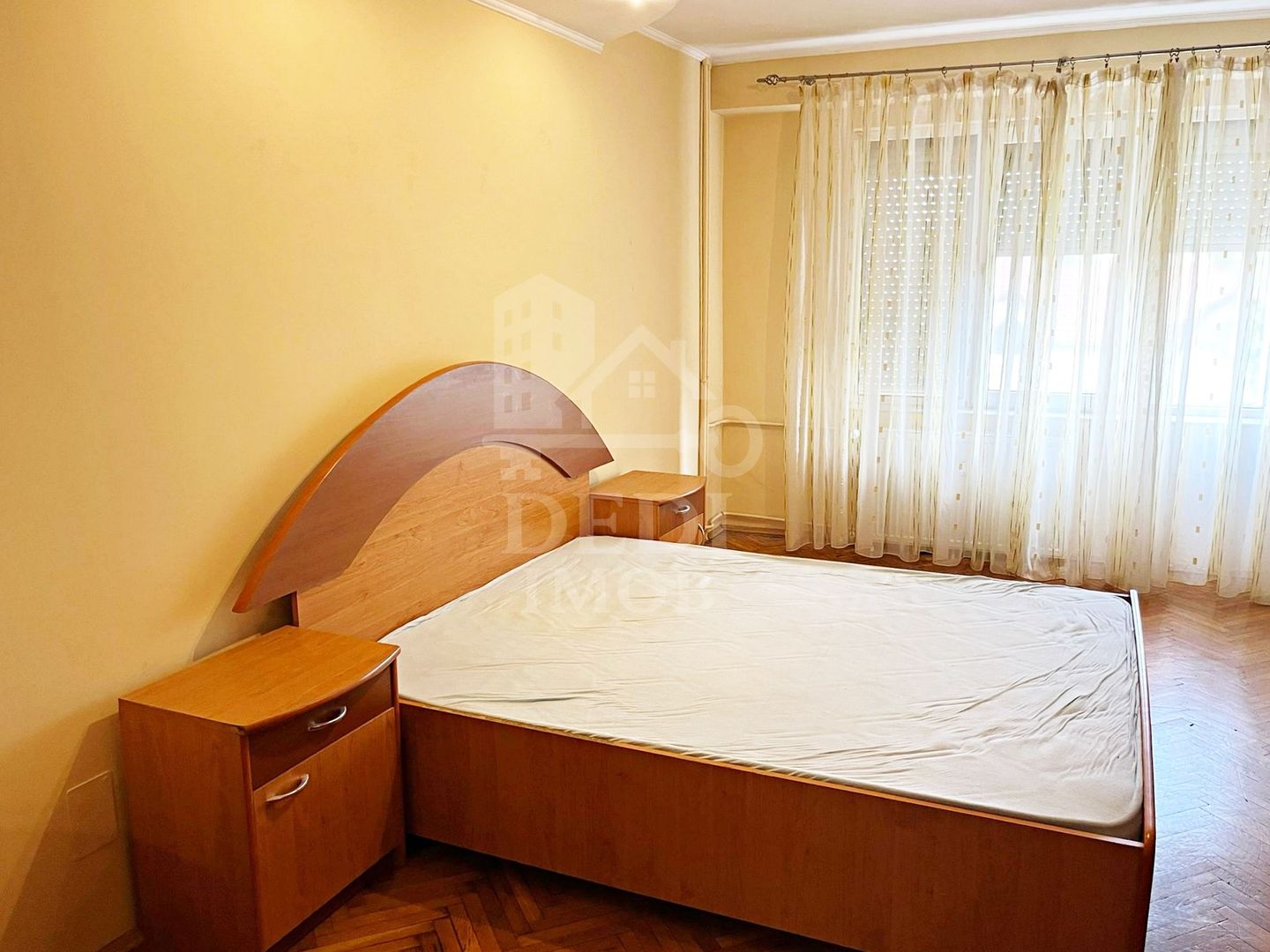 Apartament cu 4 camere de inchiriat, zona Cantemir, Oradea - Poză 3