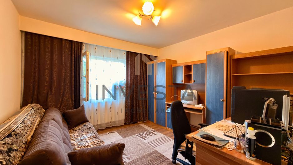 Apartament 2 camere decomandat, etaj intermediar, zona Platinia! - Poză 3