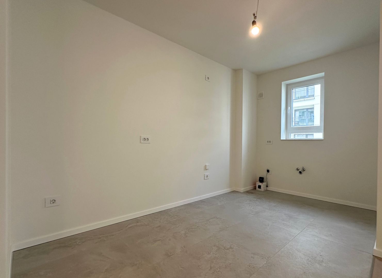 Apartament de lux 2 camere nelocuit Zona Coresi Kasper - Poză 12