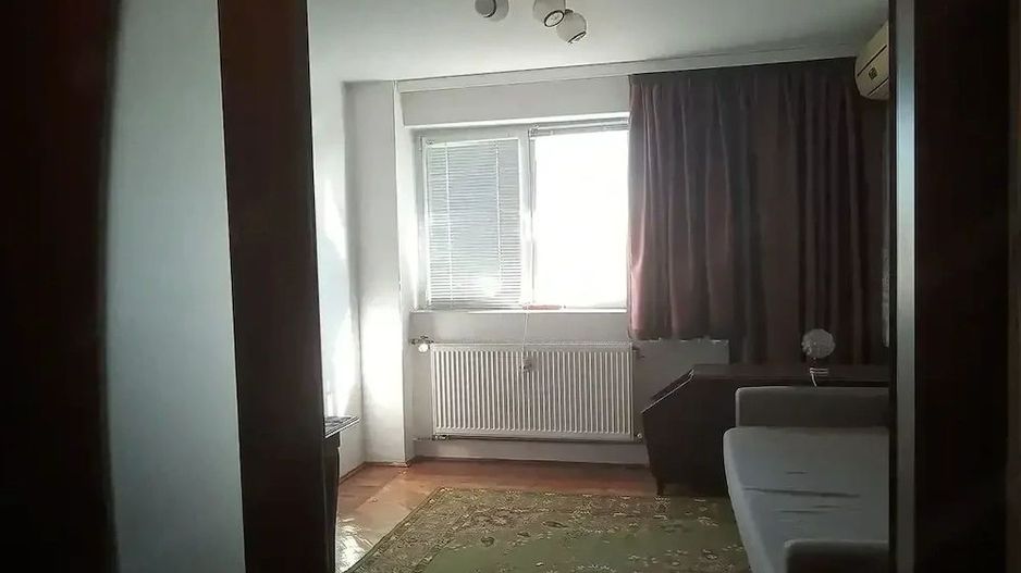Iancului metrou // Orientat Est // Liniste - Poză 1