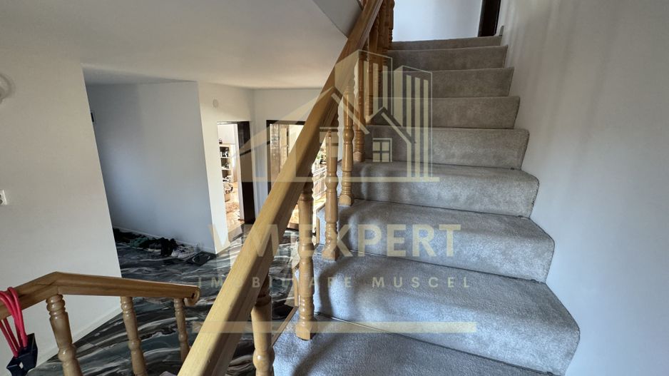 VILA S+P+E-306 MP, TEREN 2078 MP, CAMPULUNG - Poză 25