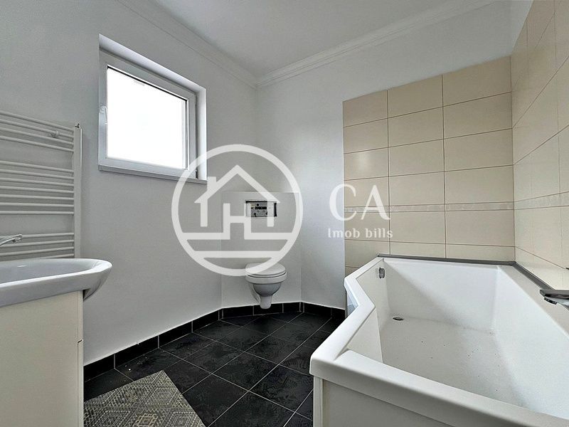 Casă de închiriat cu 4 camere în Cartierul Europa, Oradea - Poză 13