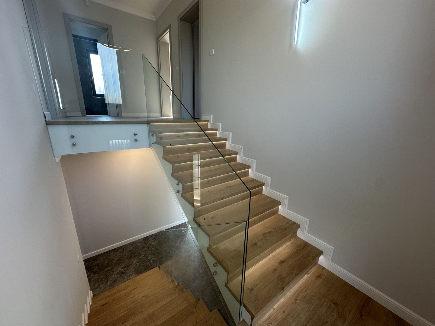 CASA INDIVIDUALA - Poză 21