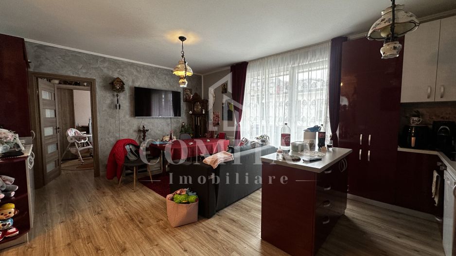 Apartament 3 camere | Etaj intermediar | Zona Str Teilor - Poză 2