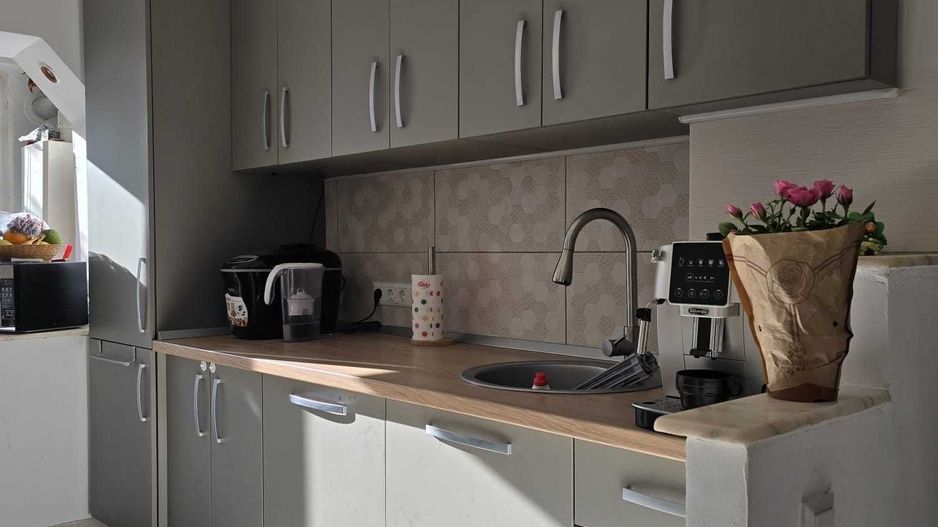 BRASADAS vinde ap 2 cam etaj 1/4 56mp în Carpați 2. - Poză 1