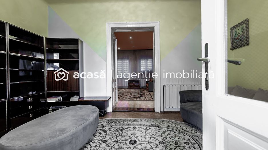 Locuință spațioasă cu grădină mare, în Aradul Nou, calea Timișorii - Poză 11