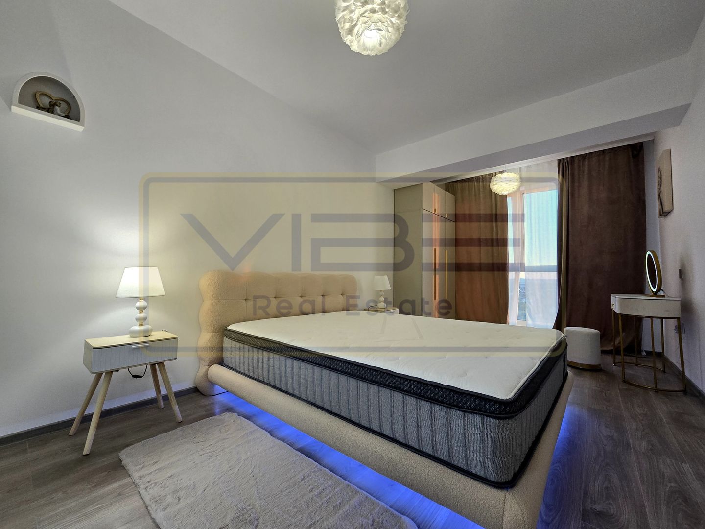 Copou- 3 camere 2 bai- decomandat- modern- parcare acoperita - Poză 20
