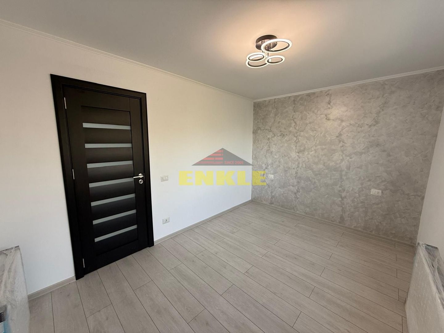 Apartament de vânzare – 2 camere decomandat, 54 mp, Primăverii - Poză 1