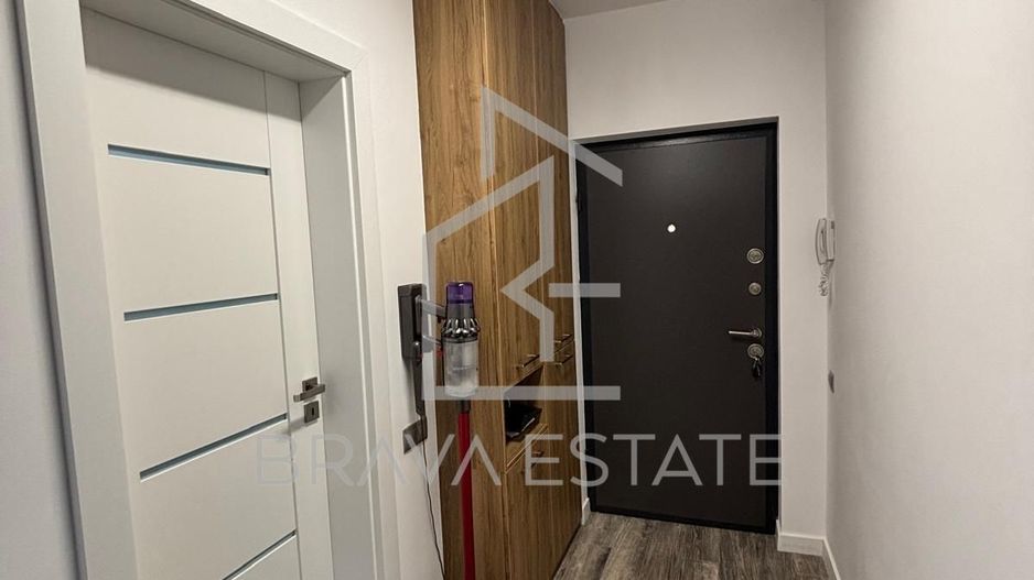 Apartament de vânzare, 53 mp ,loc de parcare subteran ,zona Buna ziua - Poză 4