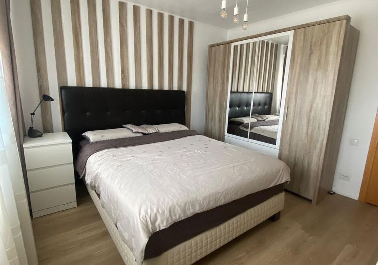 APARTAMENT COCHET METROU ZONA EROII REVOLUTIEI - Poză 2